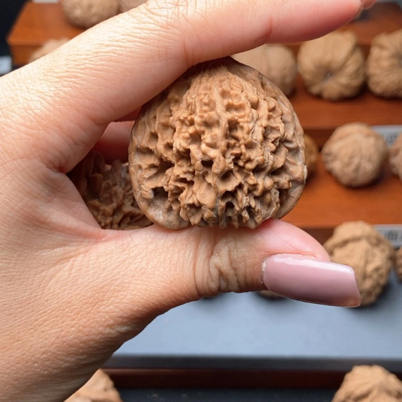 【闪购商品】猴头核桃吊坠?*二