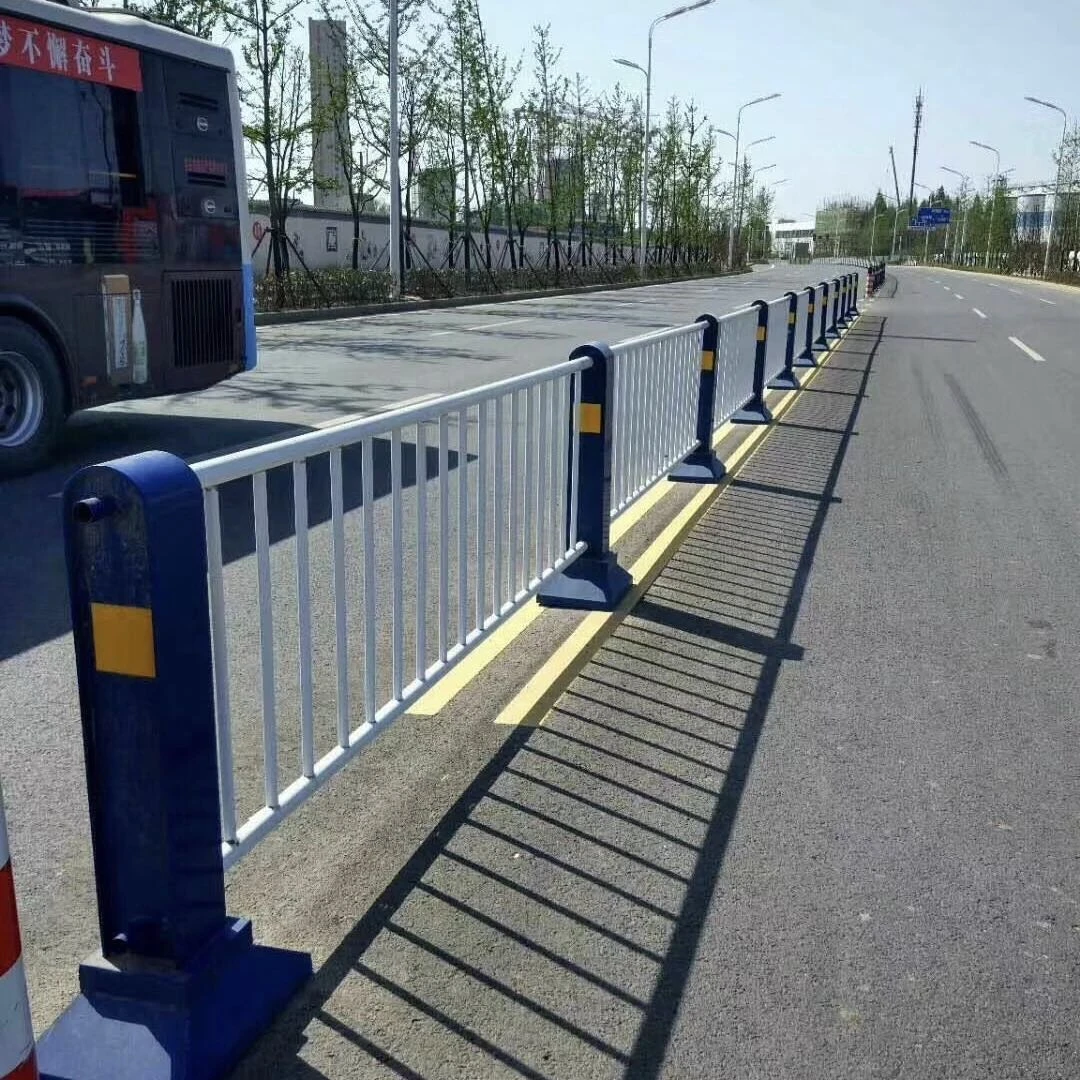 道路机非护栏公路市政隔离围栏城市人行道中央交通安全黄金防护栏
