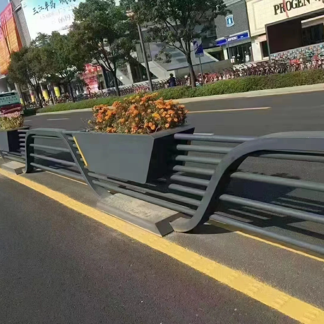 不锈钢市政道路花箱护栏厂家定制户外绿化隔离带铁艺金属花槽组合