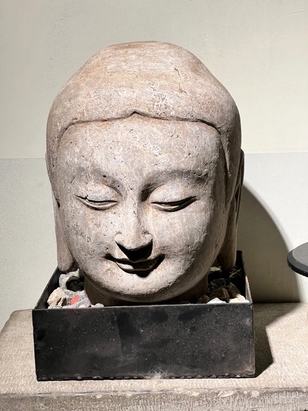 青石人物造像禅室摆件