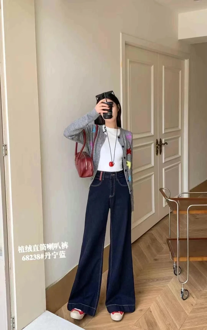 YINAFU 020-68238土耳其版型显瘦舒适拉绒小直筒喇叭裤