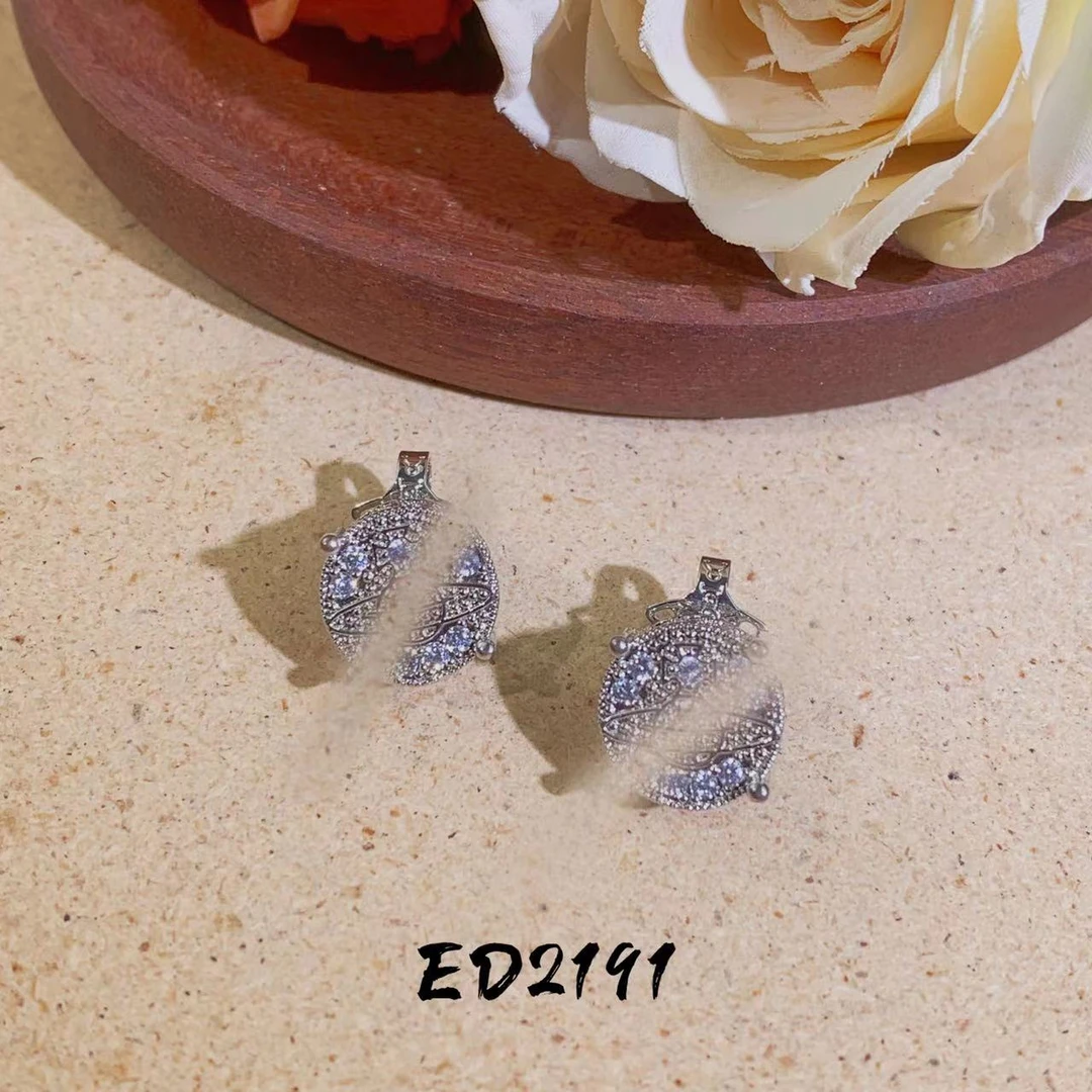 铜合金合成锆石耳饰 【土星】气质精致小众法式百搭耳钉ed2191