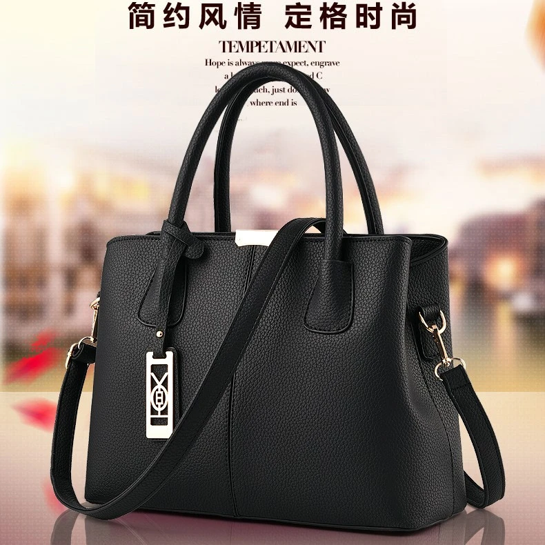 大气包包2025新款中年女包妈妈包软皮婆婆大容量手提单肩斜挎包潮