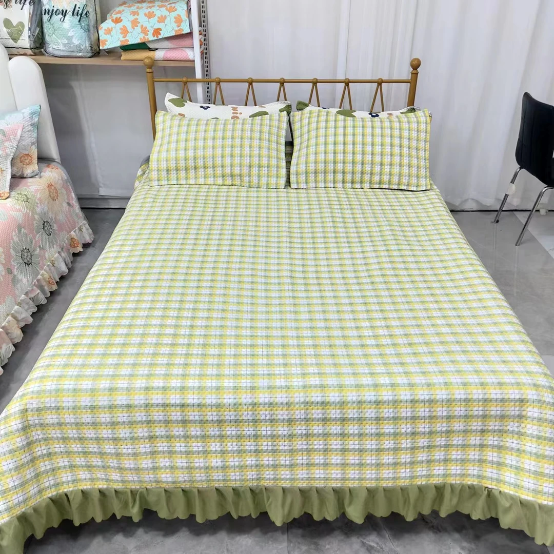 （加大尺寸）四季款花边砂洗棉床盖防滑亲肤透气