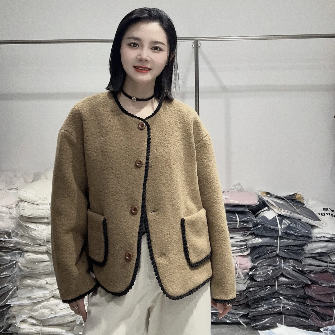 LMM 724326 小香风羊羔毛皮毛一体外套女2024秋装新款欧货女装