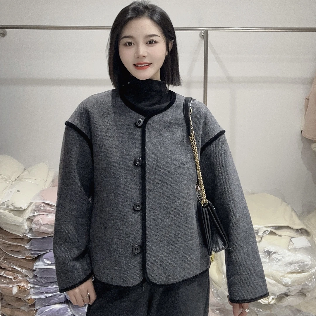 LMM 6961 羽绒小香外套小香风气质短款时尚休闲设计师加厚宽松