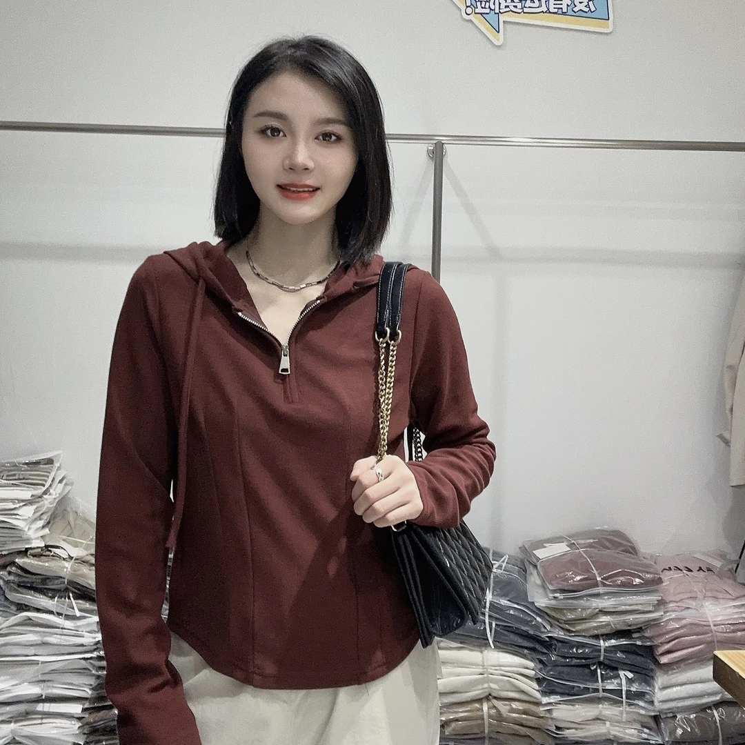 LMM 66870 欧货连帽长袖针织女新款设计感小众小个子内搭