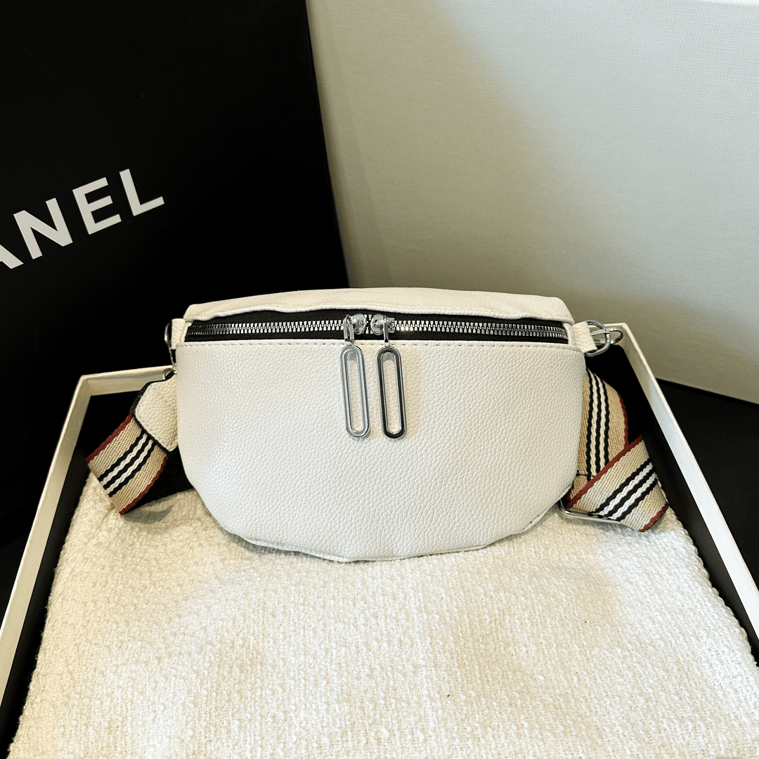 小包包2024新款春季质感时尚软面马鞍包斜跨腰包ins出游超火胸包