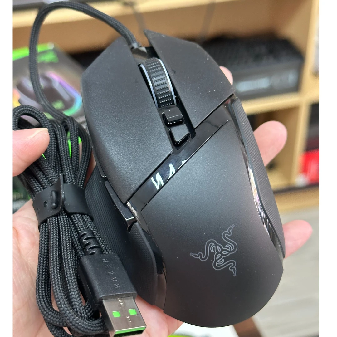 95新 巴塞利斯蛇v3鼠标