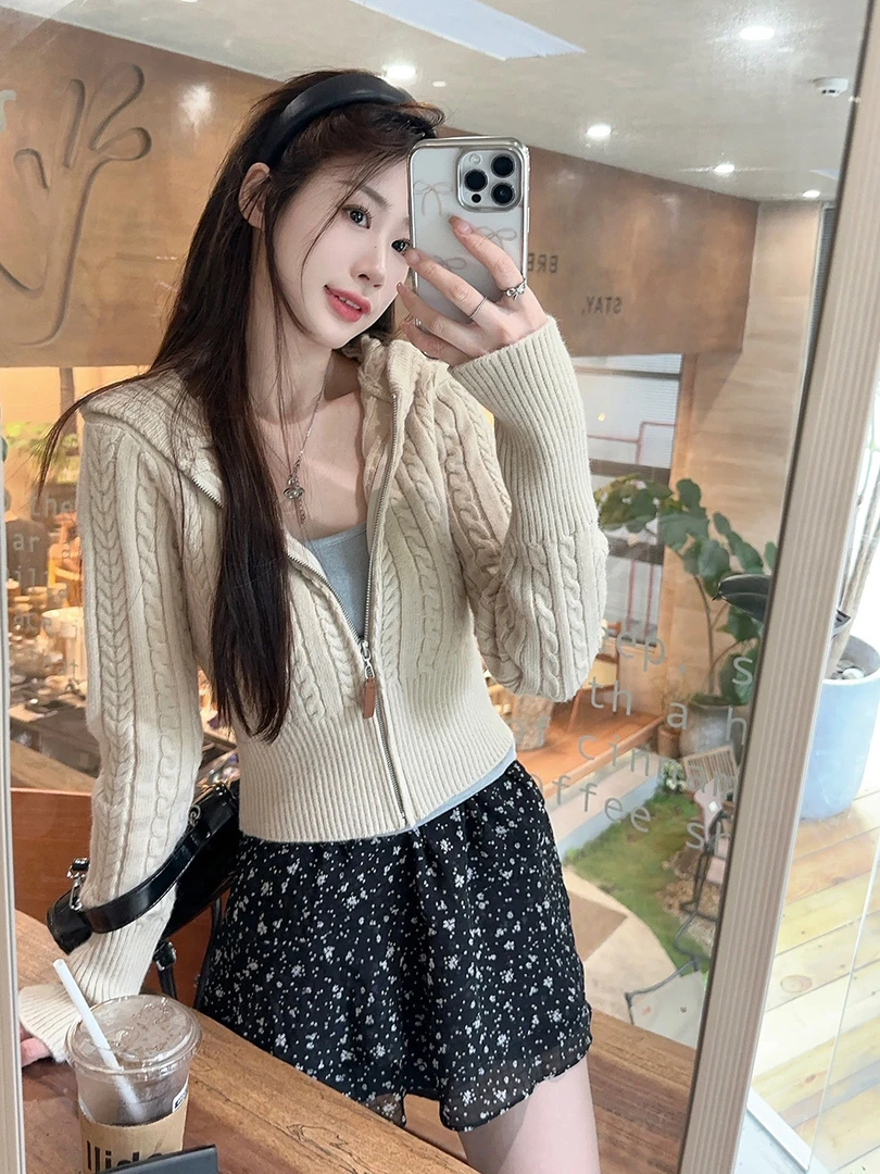 麻花连帽针织开衫女秋冬新款拉链毛衣小个子修身短款上衣外搭