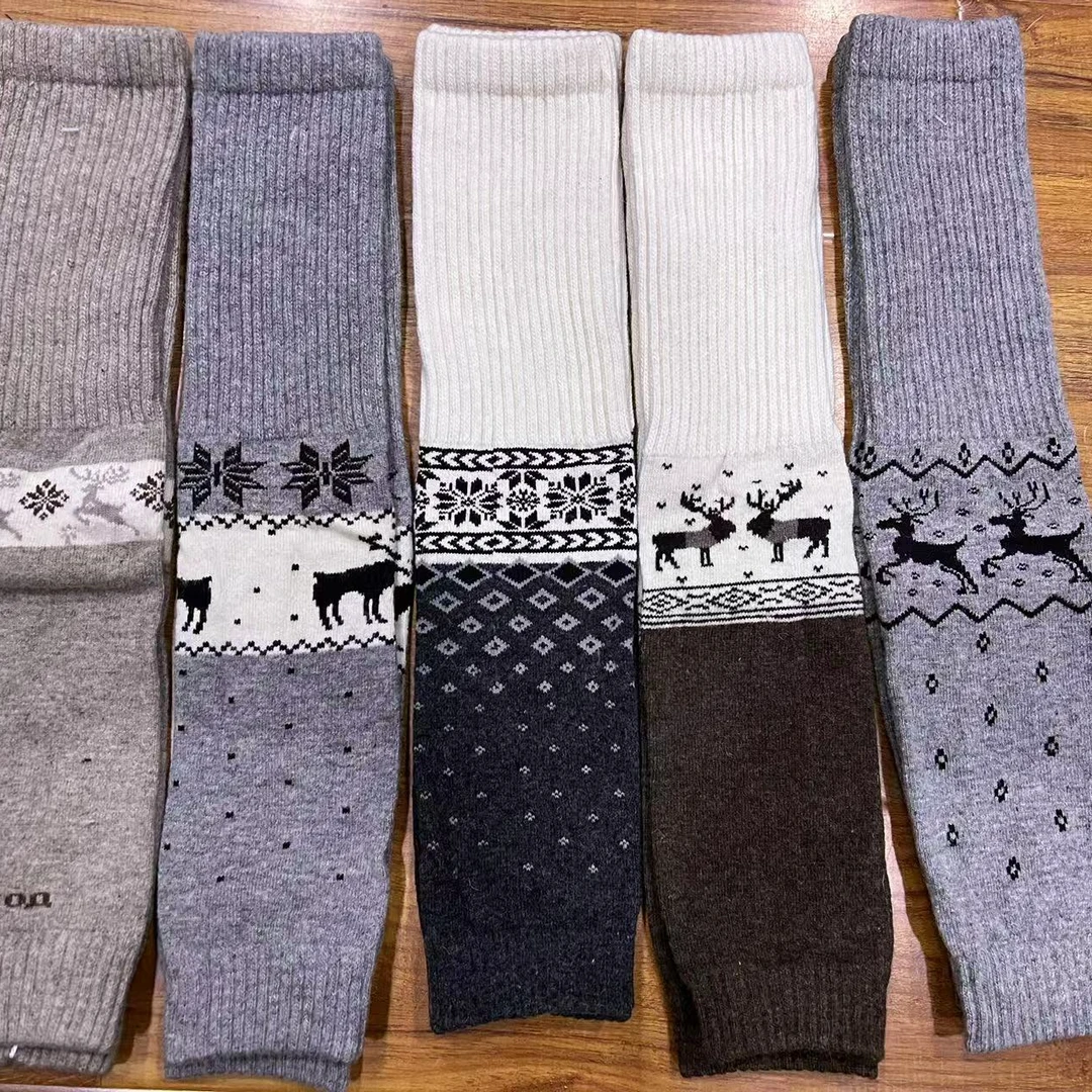 护膝保暖秋冬加厚驼毛驼绒女士运动中老年人护膝