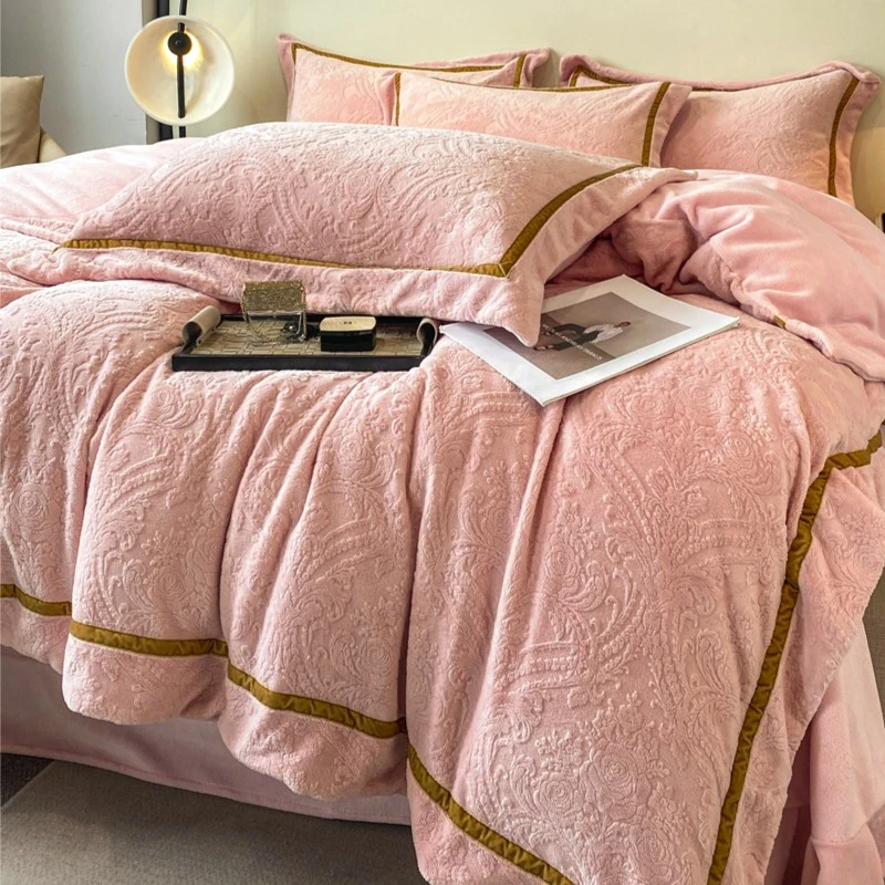 ROWHOLLY加厚保暖牛奶绒双面加绒简约轻奢雕花被套床上四件套