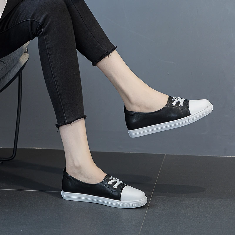牛皮浅口小白鞋女2024新款夏季透气大码女鞋41到43春季平底懒人鞋