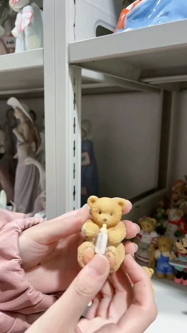 【闪购商品】新骨瓷摆件奶瓶