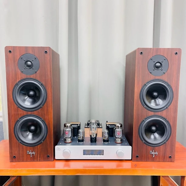 特价发烧kt88蓝牙胆机搭配丹麦三分频音箱