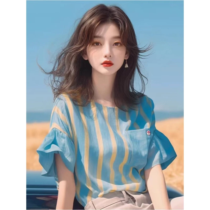 夏季独特别致甜辣妹宽松绝美上衣设计感蓝色条纹荷叶边短袖t恤女