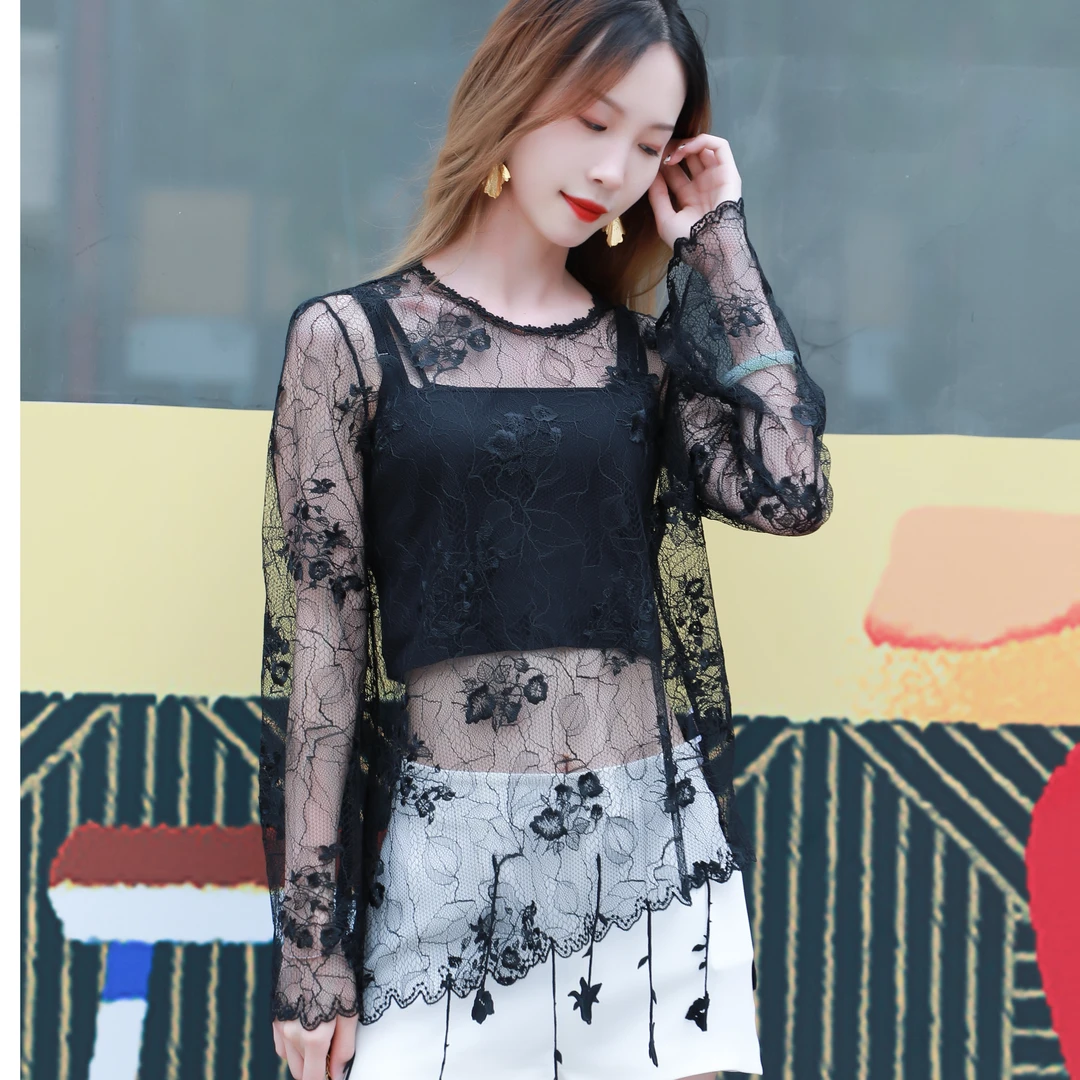 蕾丝黑色性感风长袖上衣1032220125￥1099