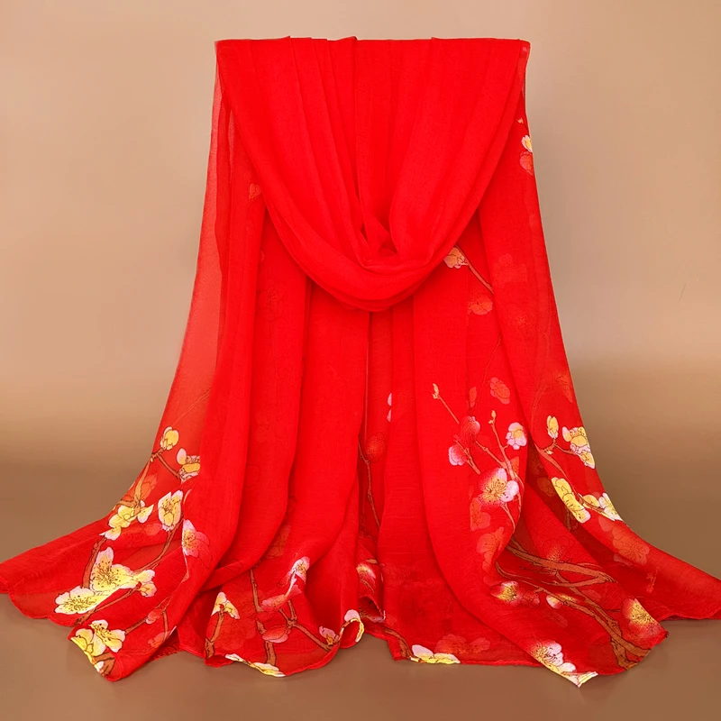 红色披肩结婚洋气女士丝巾秋冬季爆款围巾披肩两用长款纱巾沙滩巾