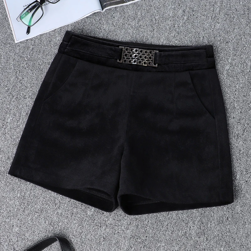 秋冬季外穿平绒短裤女2025新款高腰百搭黑色显瘦休闲靴裤短裤子潮