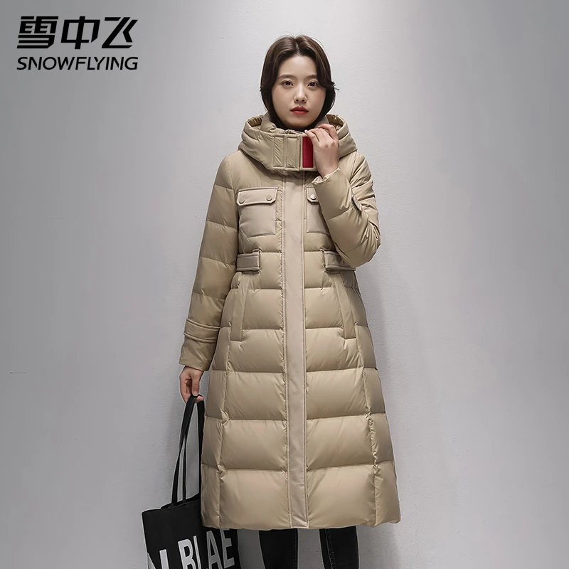 雪中飞2023秋冬季保暖韩版时尚修身羽绒服女加厚外套30772