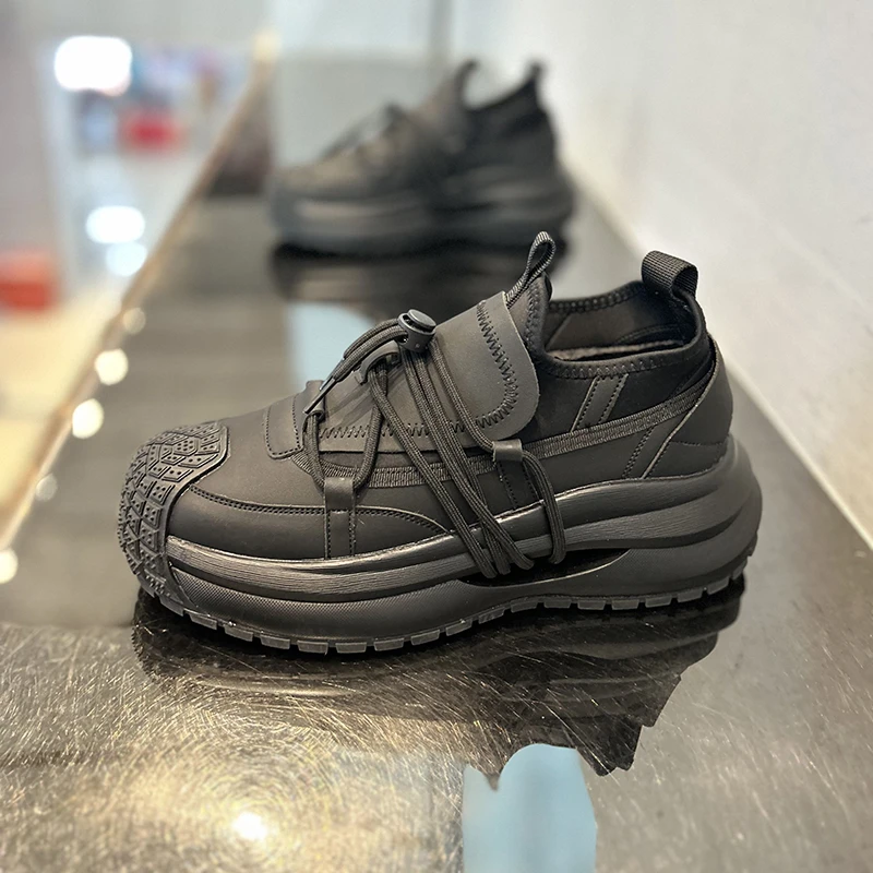 男鞋2024皮面欧洲站个性小众加绒保暖厚底老爹鞋黑武士潮流百搭