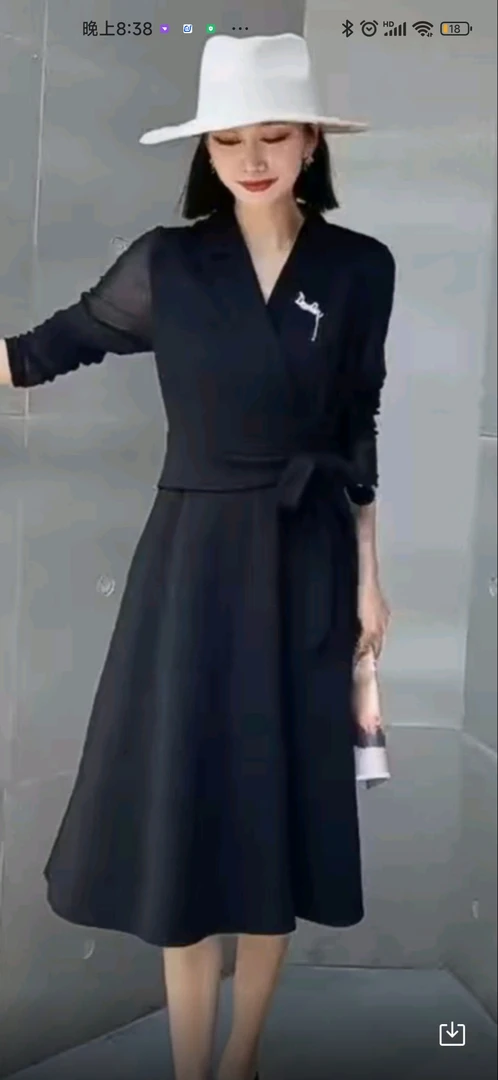 精品时尚洋气连衣裙