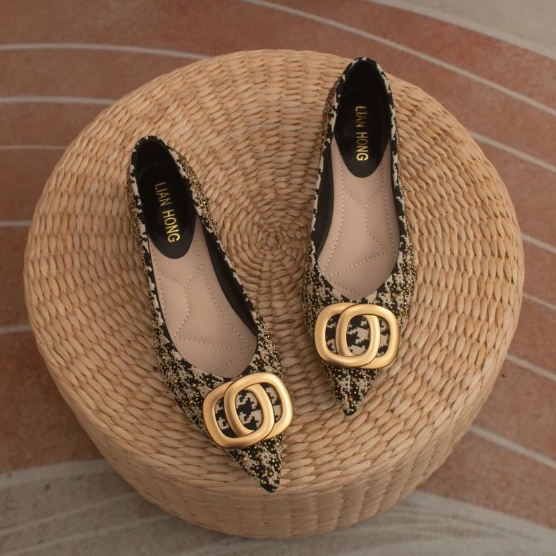 秋季新款百搭平跟透气浅口尖头低跟鞋小香风软底小粗跟舒适女单鞋