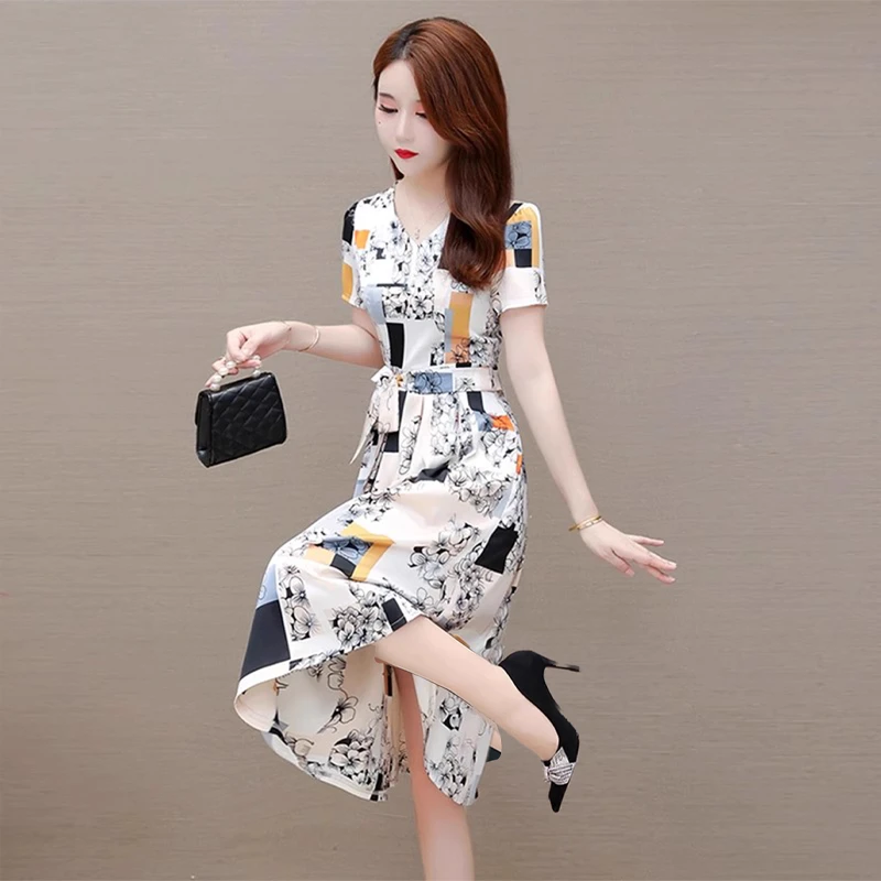 印花轻奢小众高级感女装连衣裙2025新款夏洋气上档次日常宴会裙子