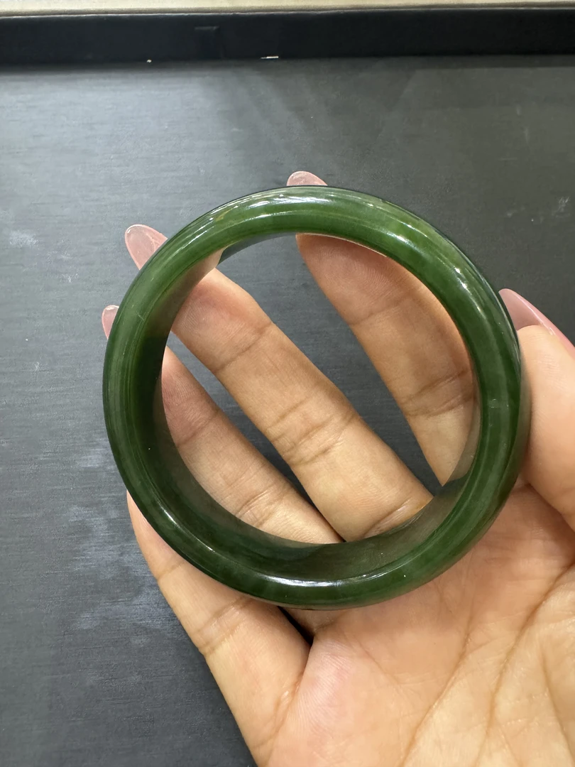和田玉碧玉高冰菠菜绿手镯（备注圈口）