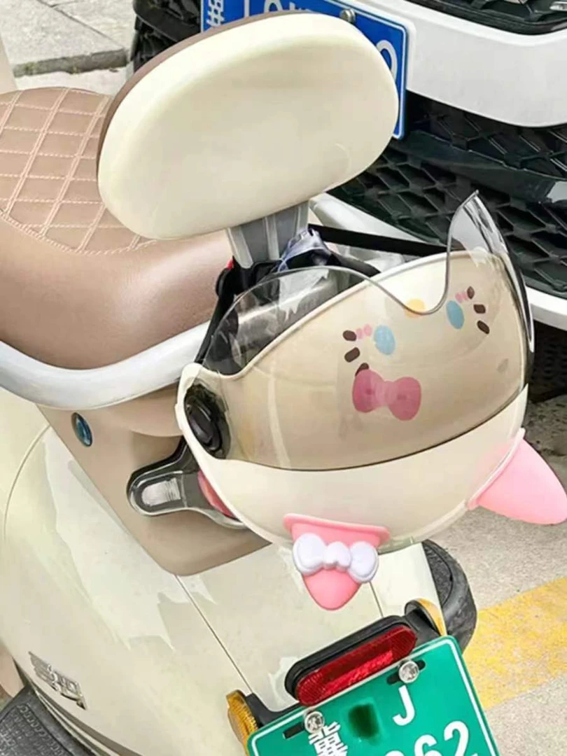 kitty头盔女电动车可爱安全帽夏3ce认证四季通用雅迪爱玛骑行全盔