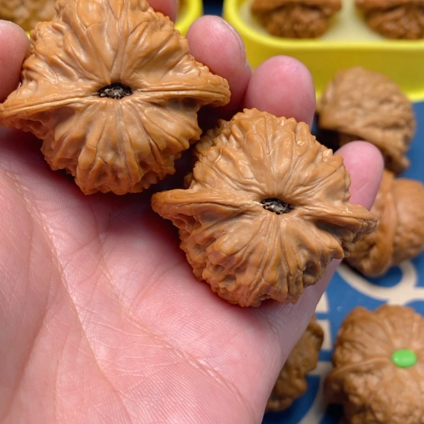 【闪购商品】文玩核桃吊坠明**犯