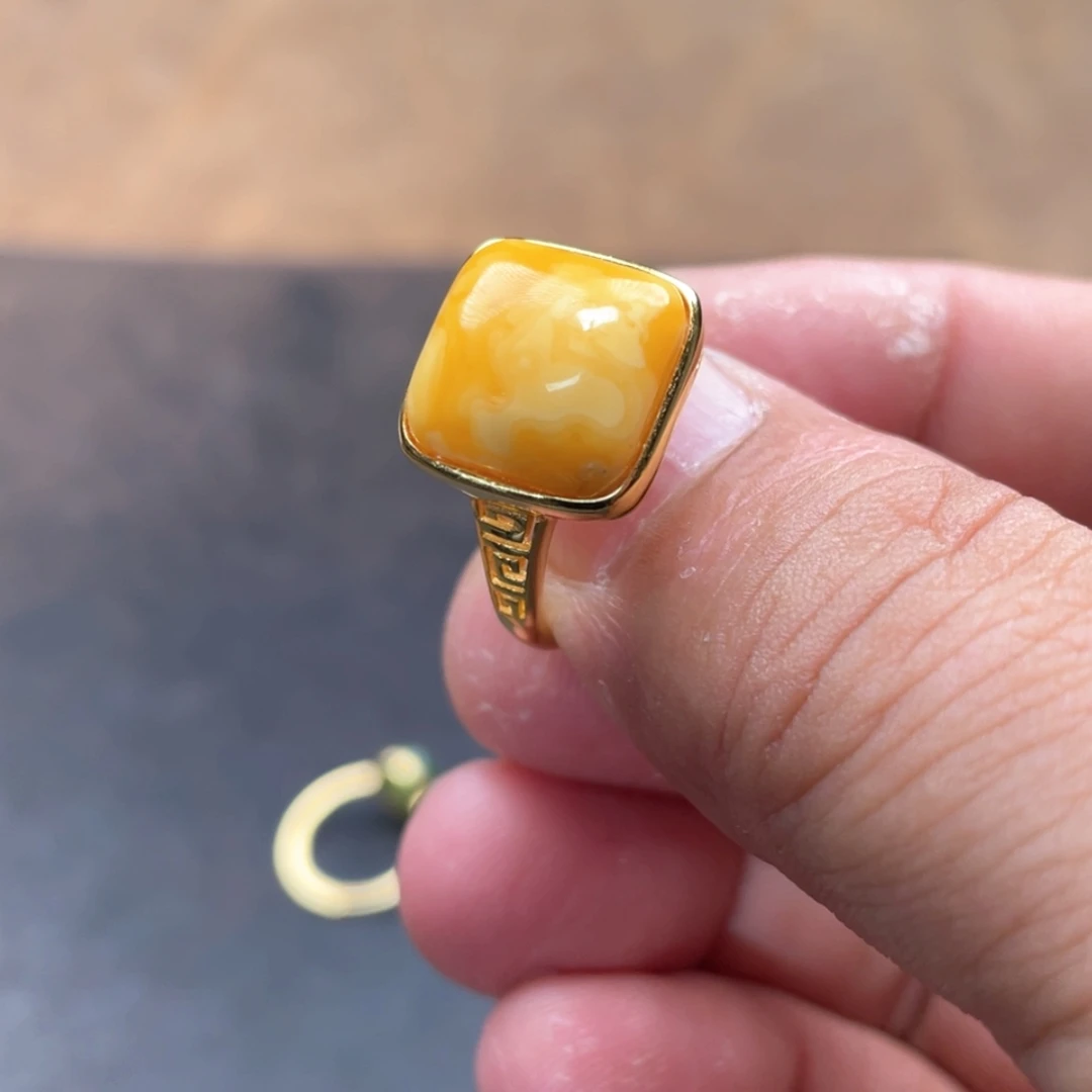 【闪购商品】琥珀戒指银S925镶嵌多样性发货拍一发一