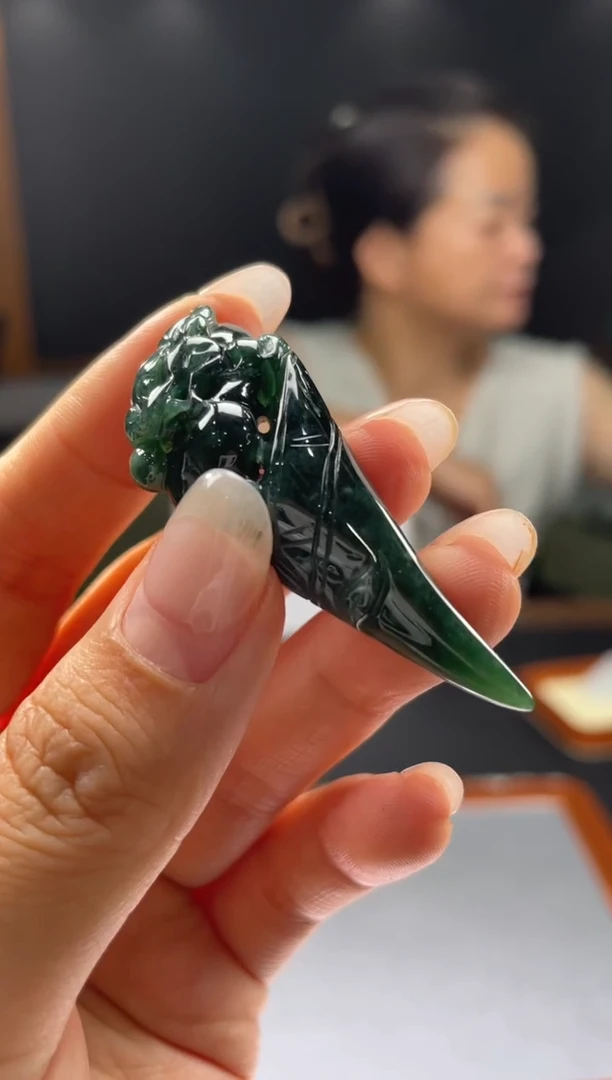 【闪购商品】定制翡翠未镶嵌08-20HDJT0057133
