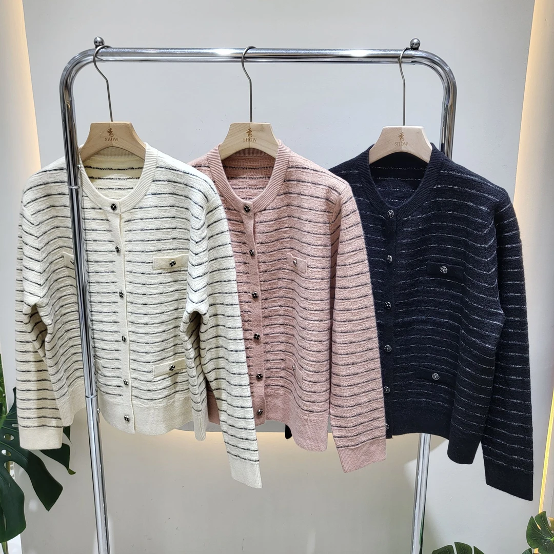 ⭐法式浪漫⭐经典小香风条纹开衫毛衣