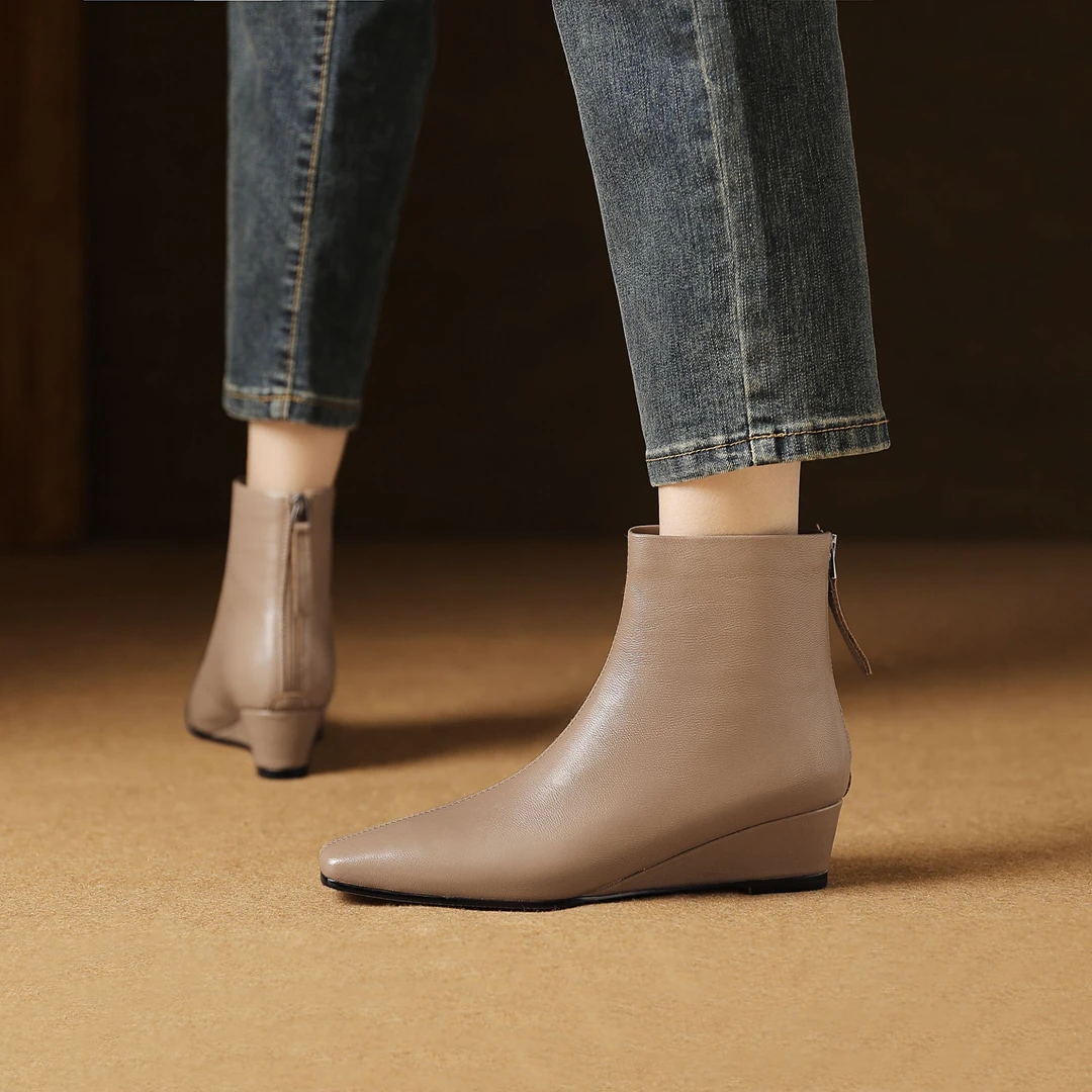 兔妮儿女士羊皮法式坡跟气质短靴2024秋冬新款百搭洋气又高级靴子