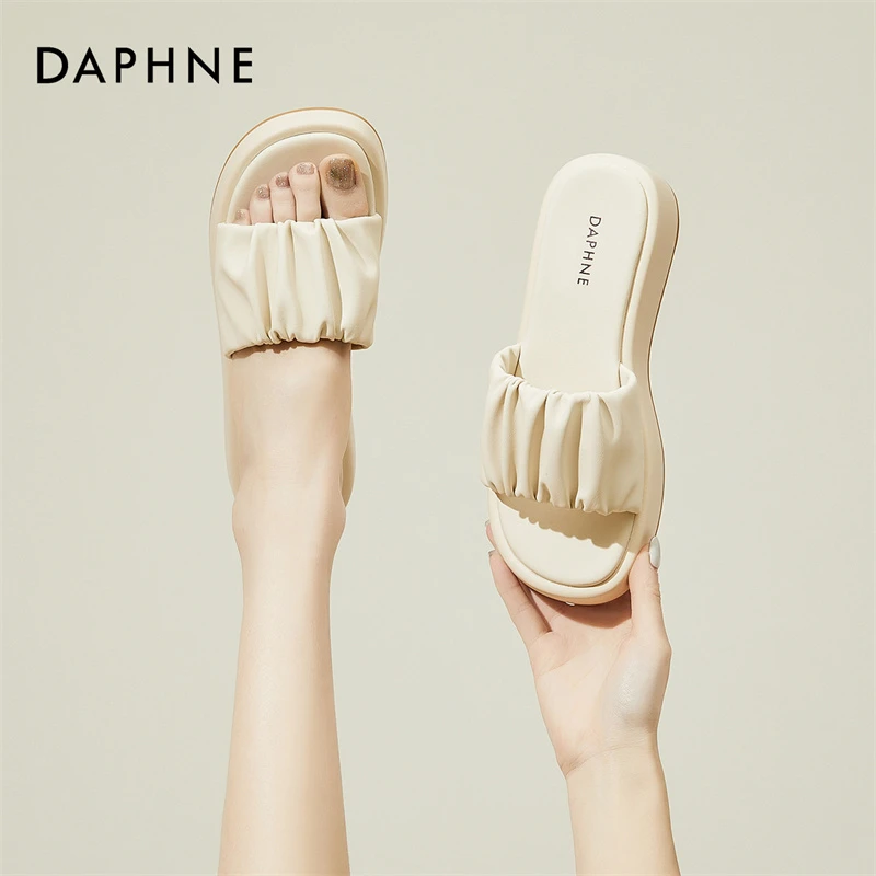 达芙妮踩屎感软底拖鞋女夏外穿2024年新款浴室百搭休闲凉拖鞋子