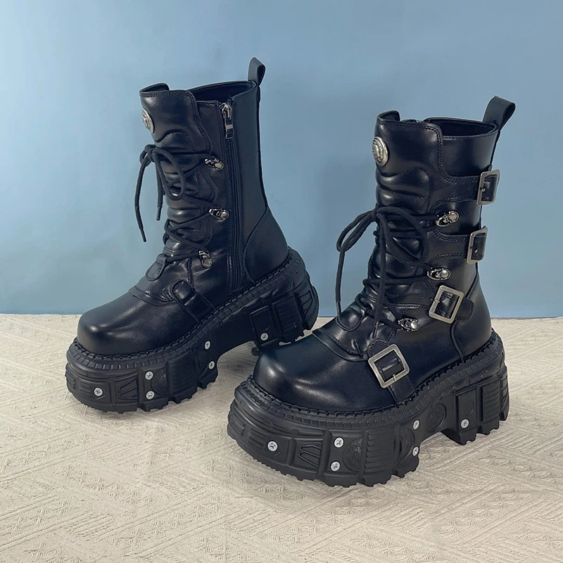 曾艾佳网红同款赛博朋克小众设计撞色厚底坦克鞋皮靴女中筒马丁靴