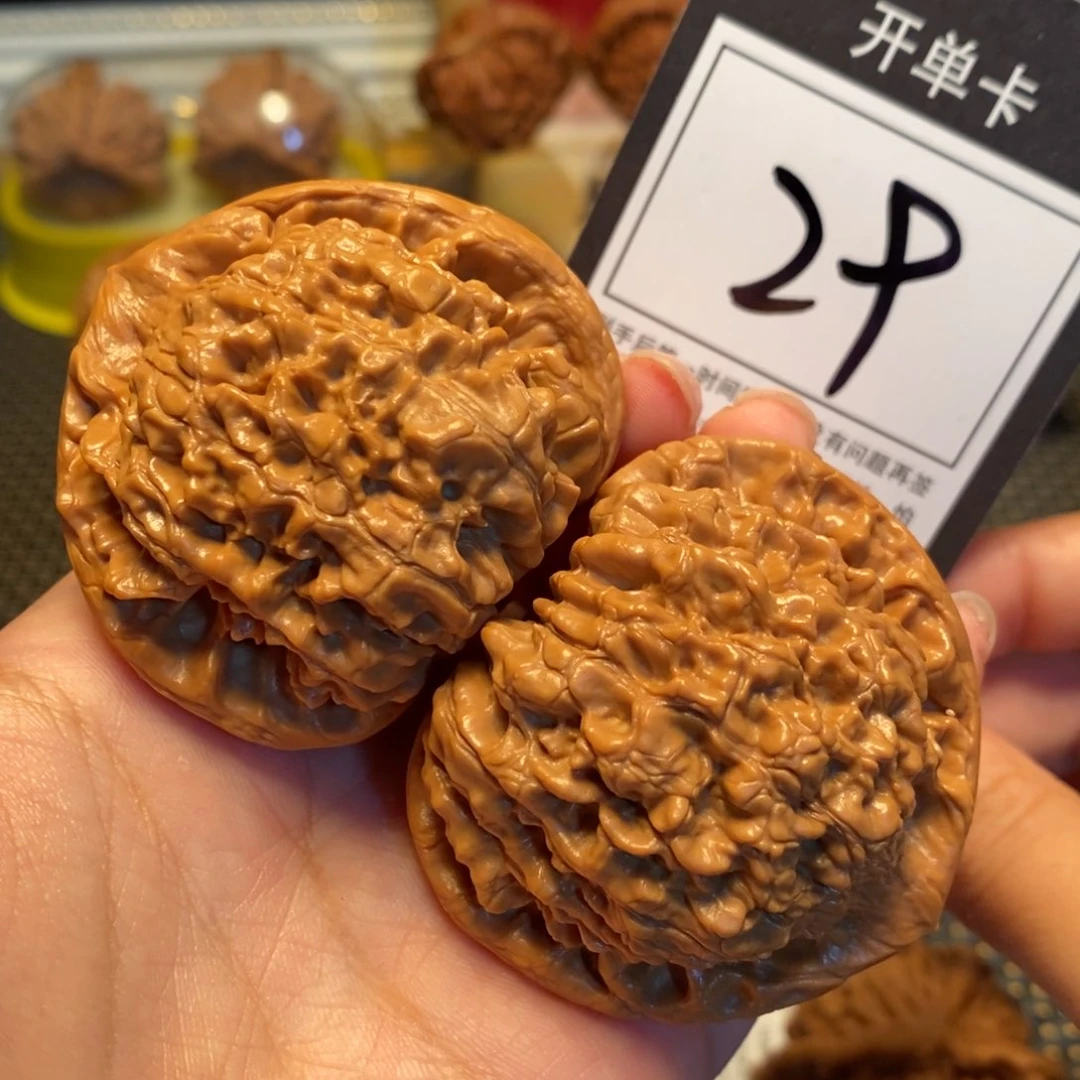 文玩核桃吊坠52官帽 29