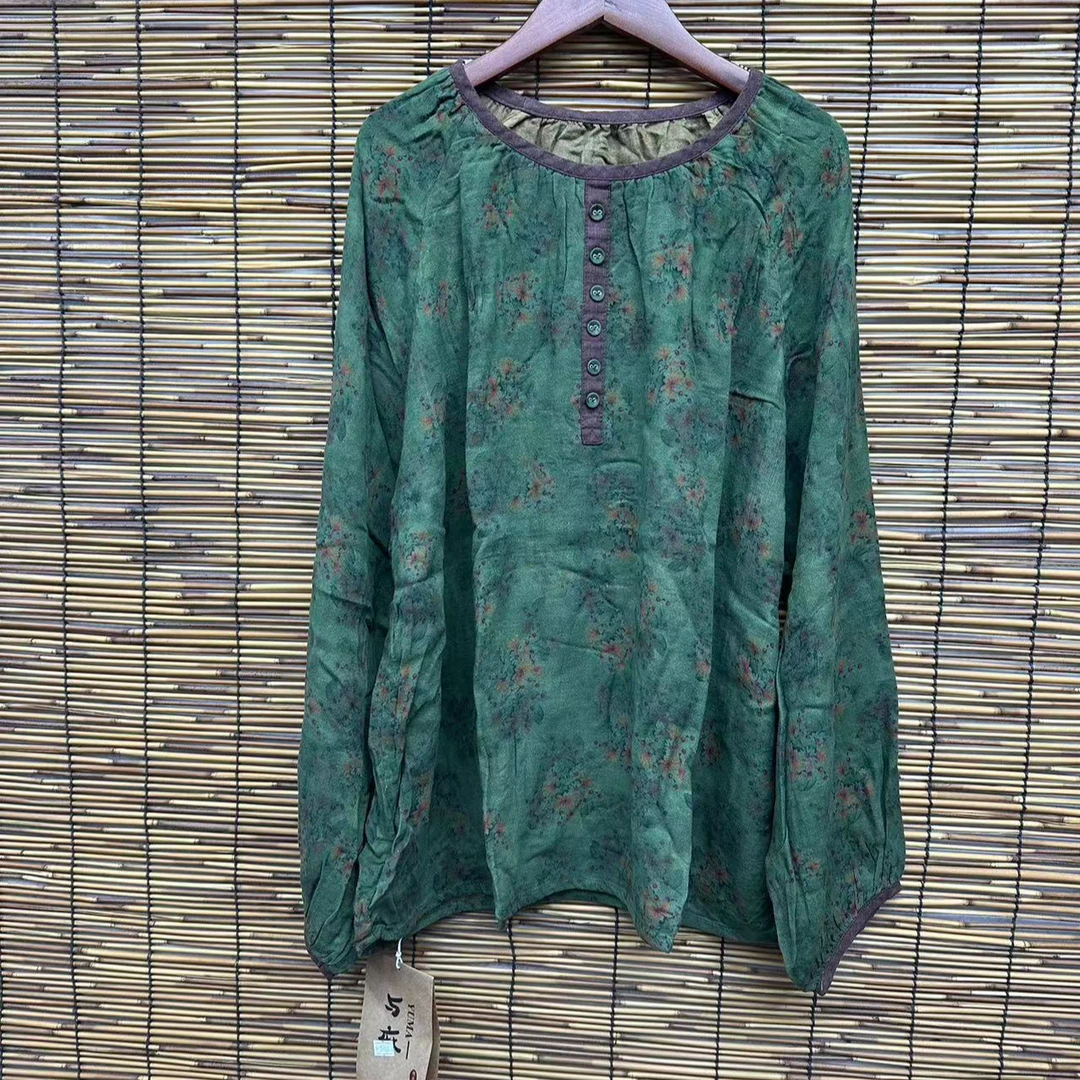 HY    5703绿色小花上衣