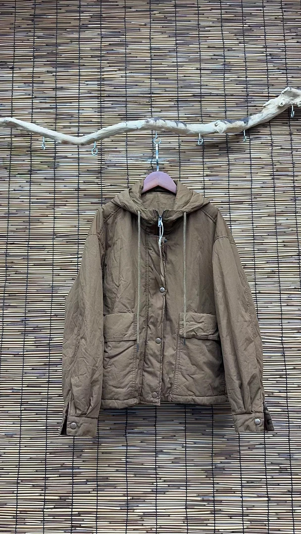 HY    连帽净色两口袋棉衣