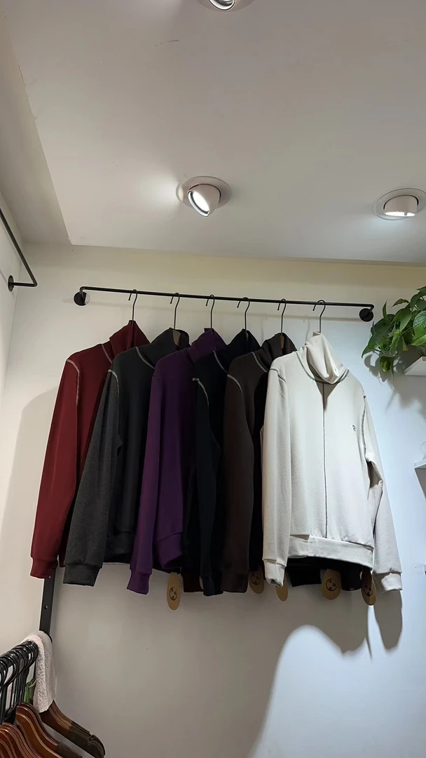 HY     9205拉线小刺绣高领上衣