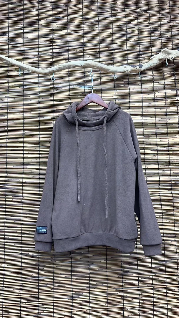 HY   8005-8袖子贴标连帽颗粒绒卫衣