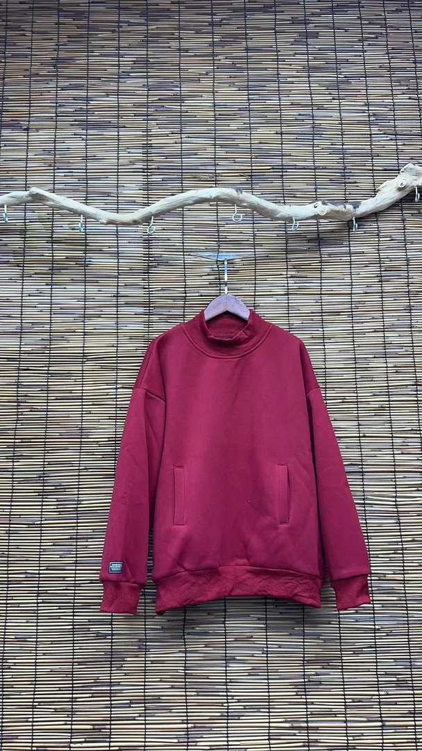 HY    220袖子贴标竖口袋卫衣