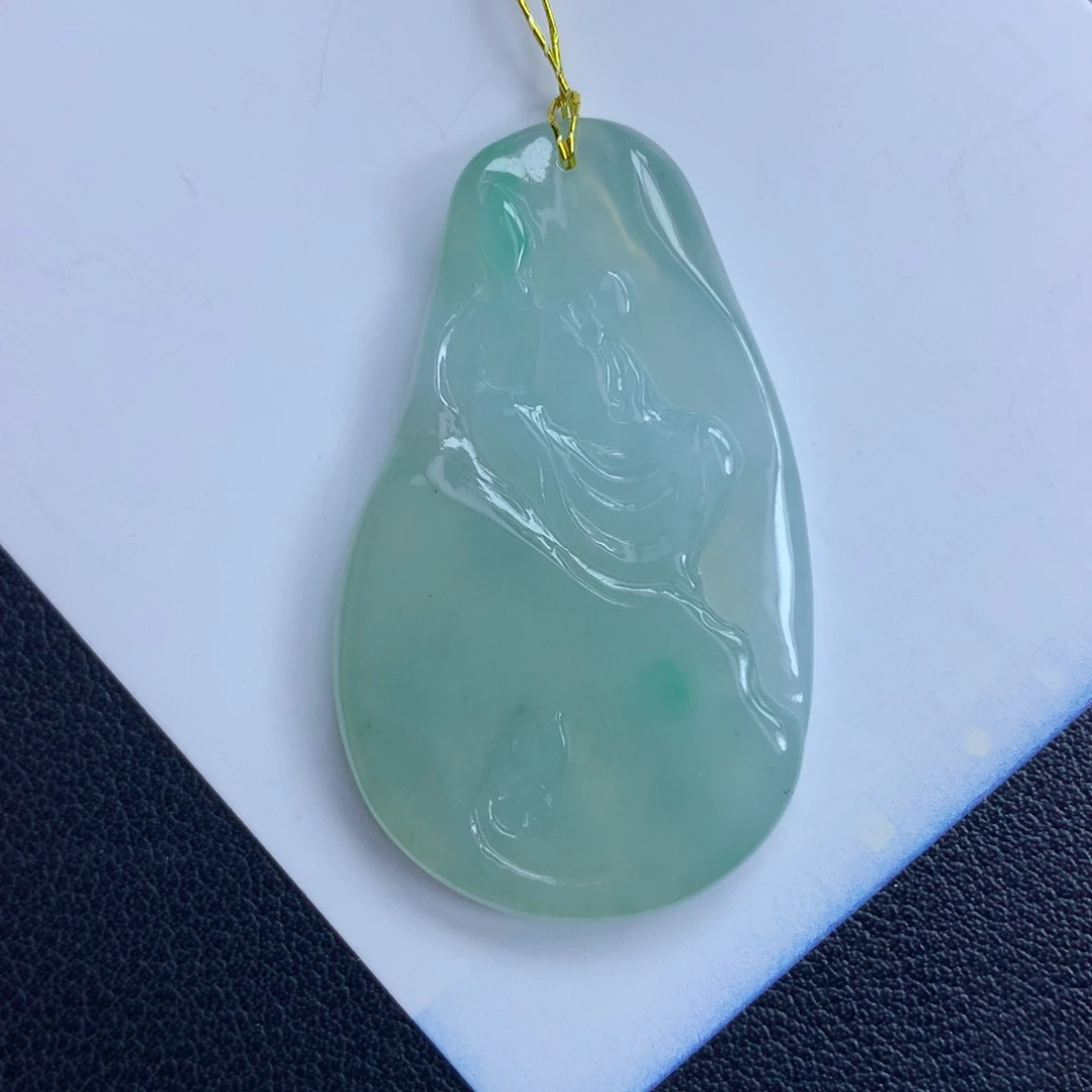 翡翠颈饰未镶嵌悟道
