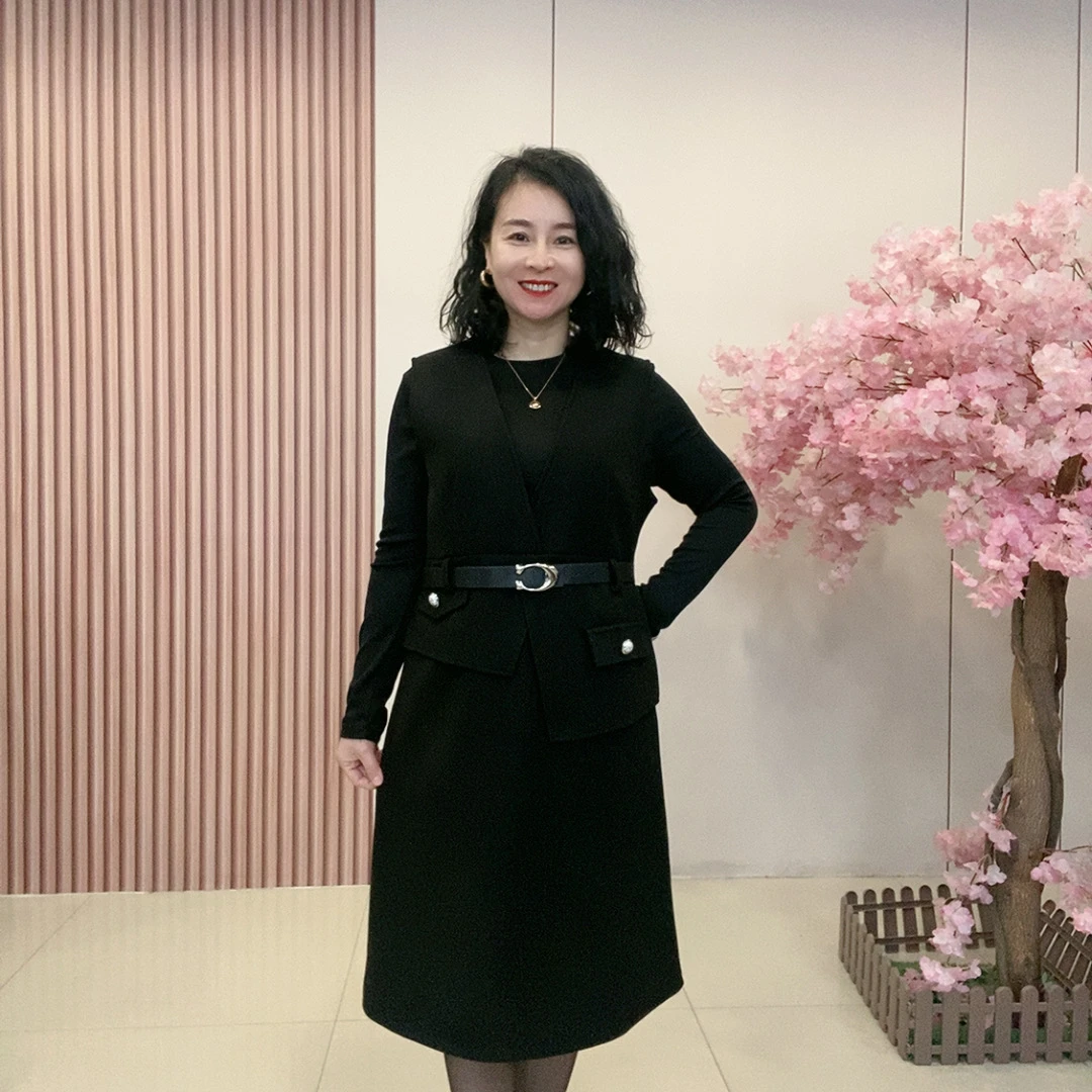3413大码女装高品质时尚马甲裙打底衫两件套收腰遮肉显瘦秋冬款