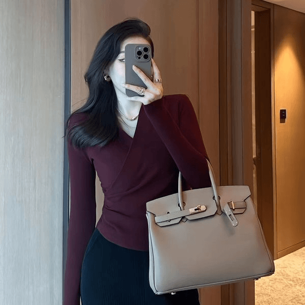 欧货磨毛加厚时尚交叉V领内搭上衣女秋冬百搭修身气质长袖打底衫