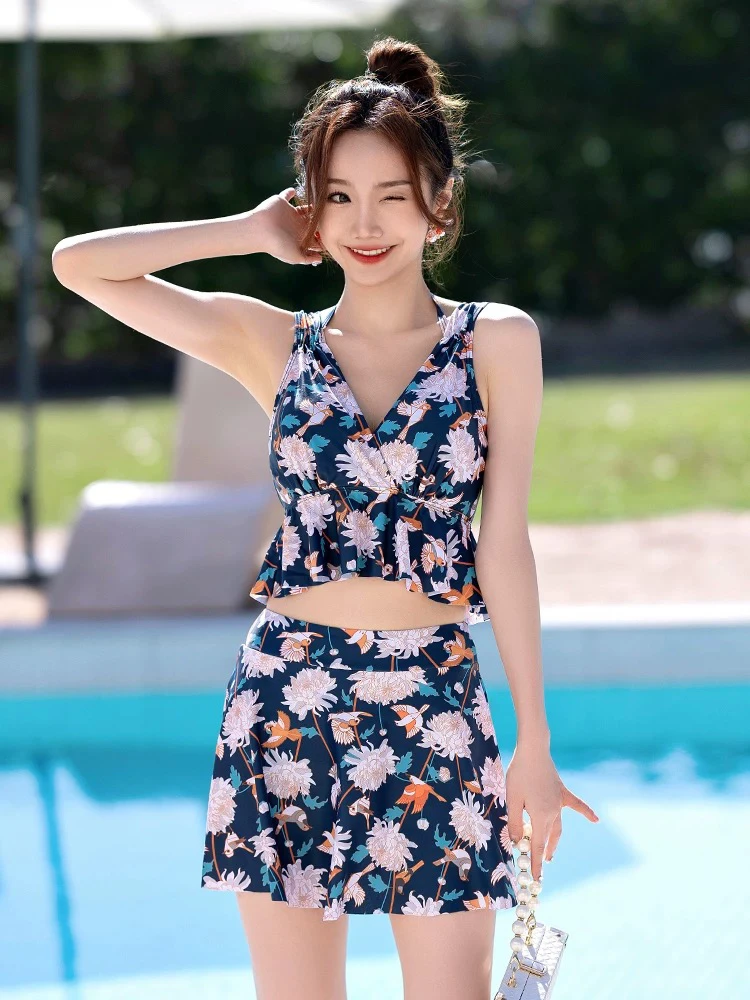 游泳衣泡温泉遮肚显瘦分体式两件套钢托聚拢高级感泳装