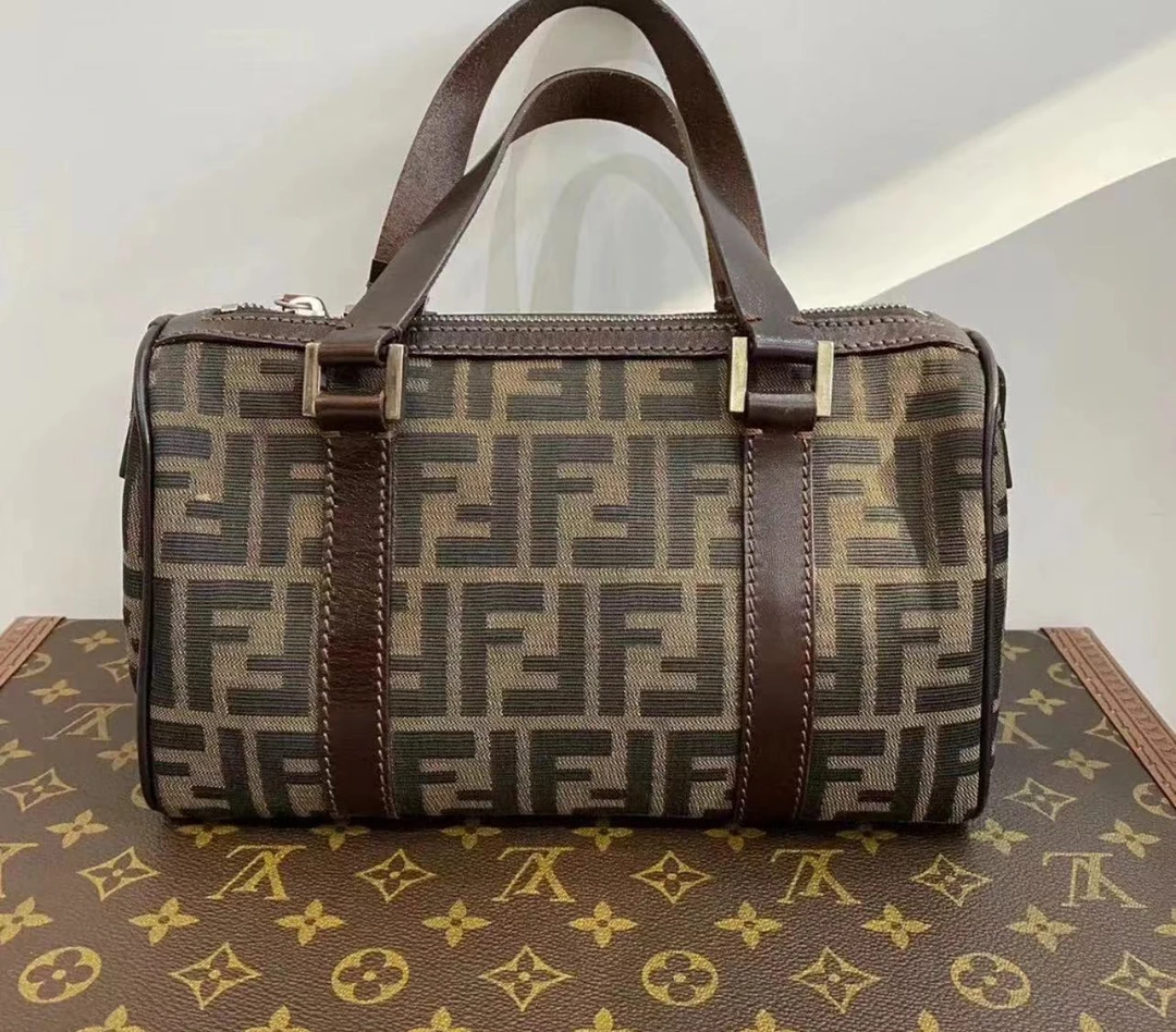 95新 FENDI/芬迪 Fendi/经典老花小波士顿包/3299