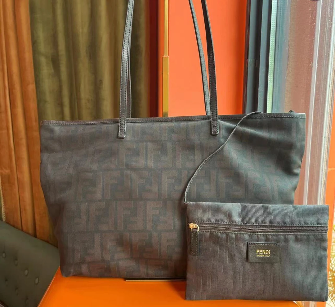 95新 FENDI/芬迪 Fendi/单肩包子母包/2999/=