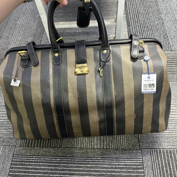 95新 FENDI/芬迪 芬迪旅行袋/3399